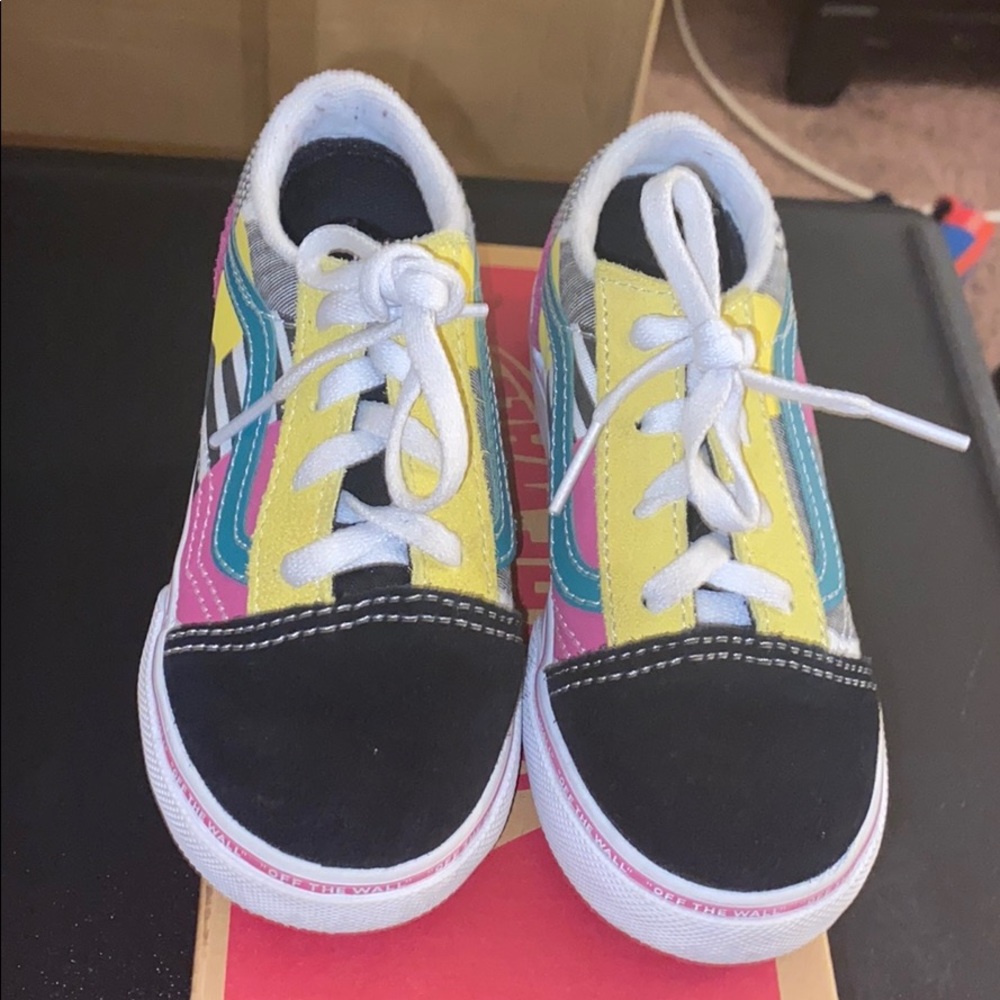 Vans toddler size 9